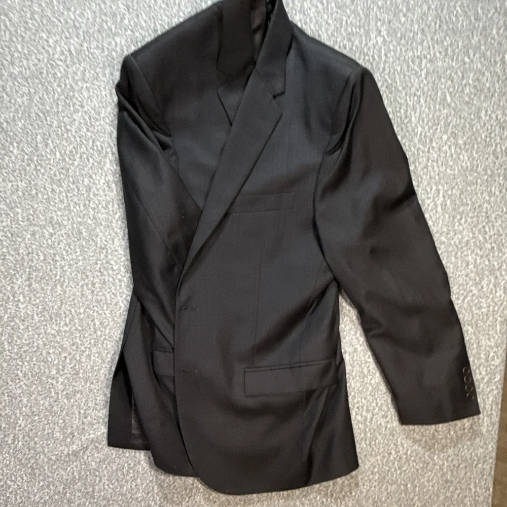 EGARA Black Slim Fit 2pc Worsted Wool Suit Made in Italy 39R/39W